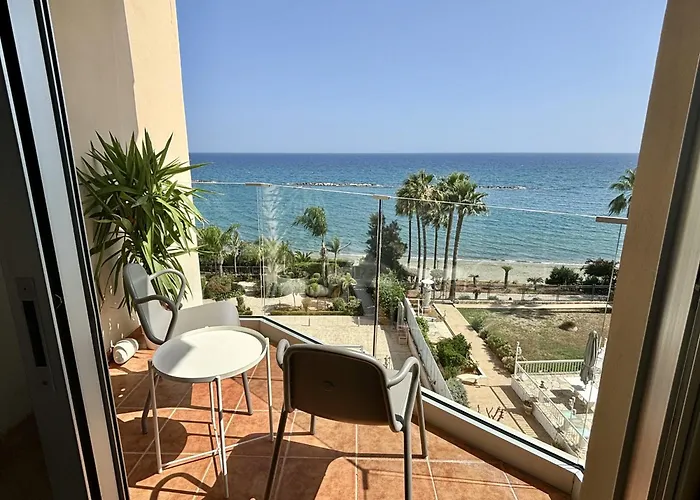 Apartament Helena By Trulycyprus *