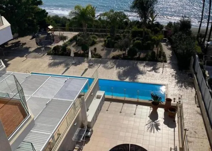 Helena By Trulycyprus Apartament